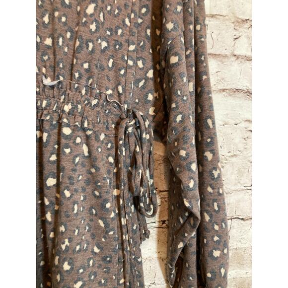 Cerule Top Womens Large Brown Leopard Cheetah Cinched Dolman Sleeve Tie Waist - Picture 6 of 13